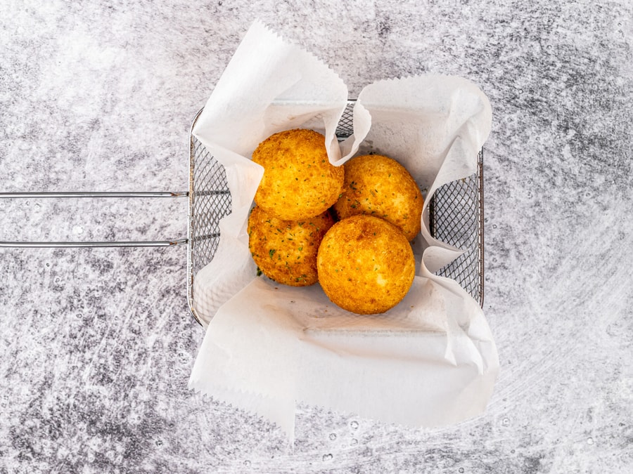 Mozzarella Cheese Ball (4 pcs) — CM Korean Fried Chicken (Carmel)